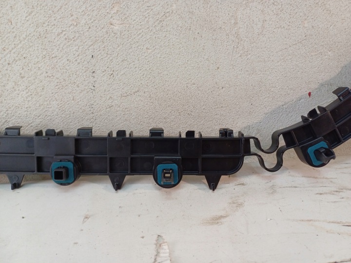 GLISSIÈRE FIXATION PARE-CHOCS DROIT ARRIÈRE MITSUBISHI OUTLANDER III 3 12-