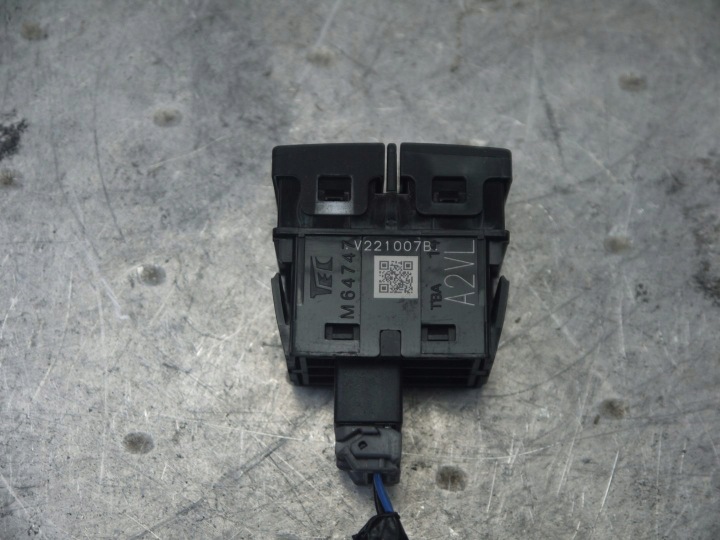 HONDA CIVIC XI 23R COMMUTATEUR ESP ARRÊT COMMUTATEUR BOUTON M64747 V221007B