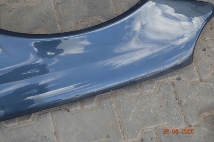 AILE GAUCHE MERCEDES-BENZ C W203 AVANTGARDE COULEUR VERNIS C189 BLEU