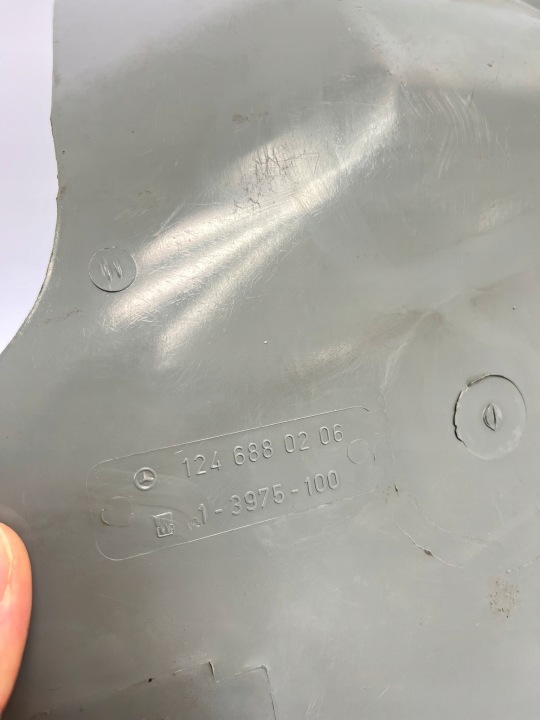 PLASTIQUE PROTECTION SEUIL MONTANTS SIWY GRIS MERCEDES W124 1246880206
