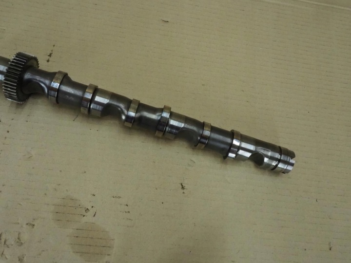 ARBRE À CAMES AUDI VW 2,5TDI 059101CA