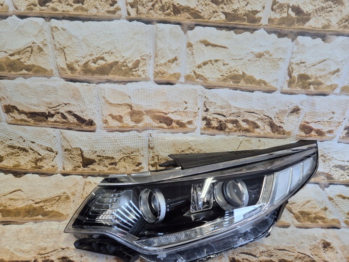 KIA OPTIMA IV XÉNON LED 18' EUROPE GAUCHE PHARE COMPLÈTE