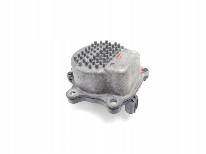 2016 TOYOTA PRIUS (XW50) POMPE À EAU 0745M