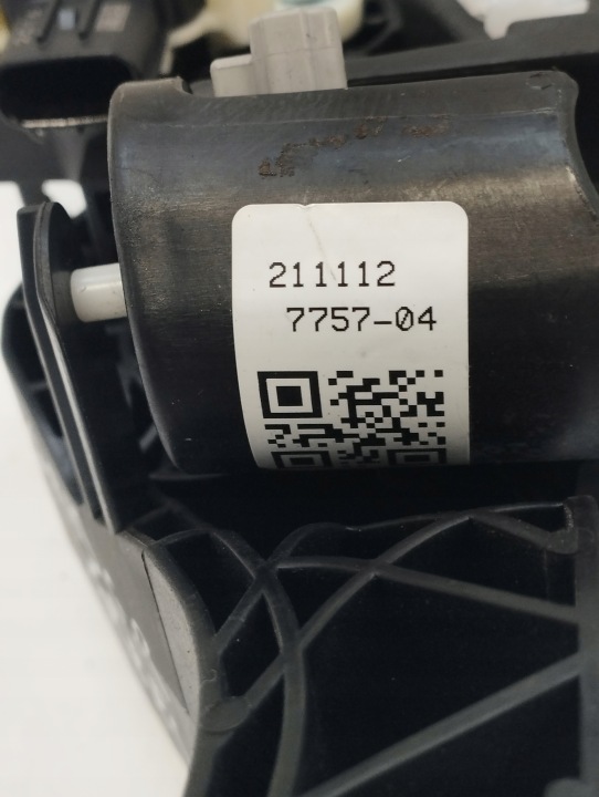 TOYOTA YARIS 4 IV GR PÉDALE ADHÉRENCE 211112 7757-04 89280-10010 LHD