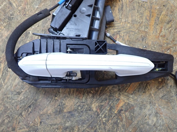 SERRURE DE PORTE GAUCHE ARRIÈRE KALAMKA FORD MONDEO MK5 UNIVERSEL EUROPE BM5A-A26413-CE