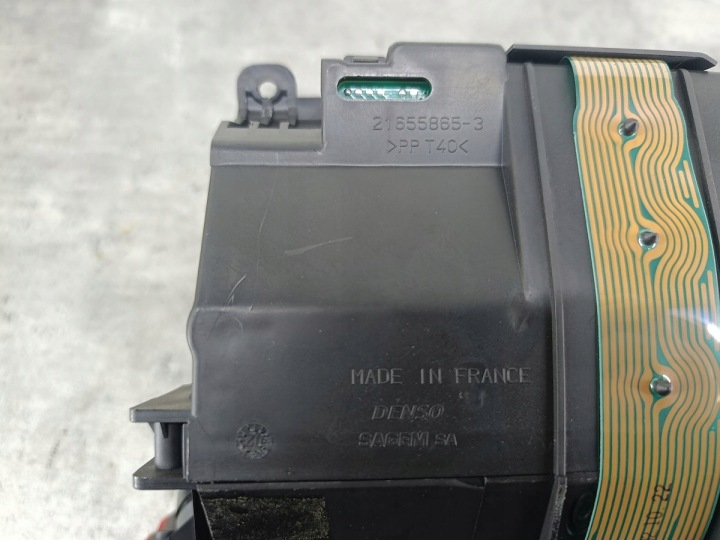 COMPTEUR TOYOTA YARIS I 21655864-5 21655865-3 DENSO 1.0 16V
