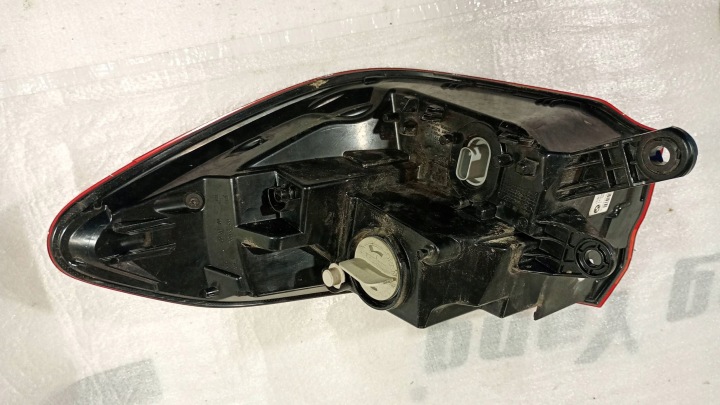 BMW 2 PIÈCES F39 18-23 PHARE GAUCHE ARRIÈRE ARRIÈRE GAUCHE DANS AILE GARDE-BOUE ARRIÈRE C603