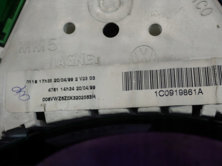 VW NOUVEAU BEETLE 98-05 1.9 90KM COMPTEUR TABLEAU DE BORD 1C0919861A
