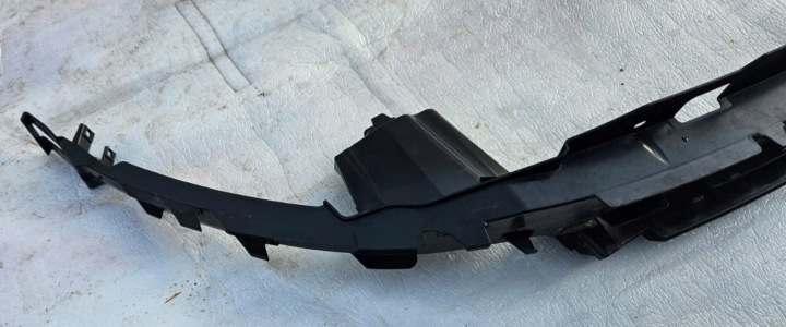 RENFORCEMENT PARE-CHOCS AVANT LAND ROVER DISCOVERY SPORT L550 LK72-17E778-AA