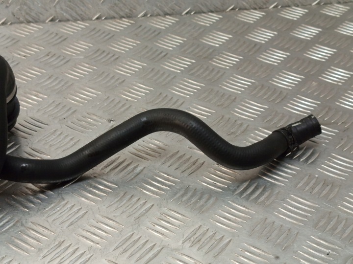 BMW X1 E84 F10 F20 F30 FIL TUYAU TUYAU EAU 7639998