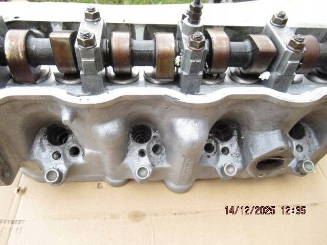 CULASSE MOTEUR FORD GALAXY 028103373N