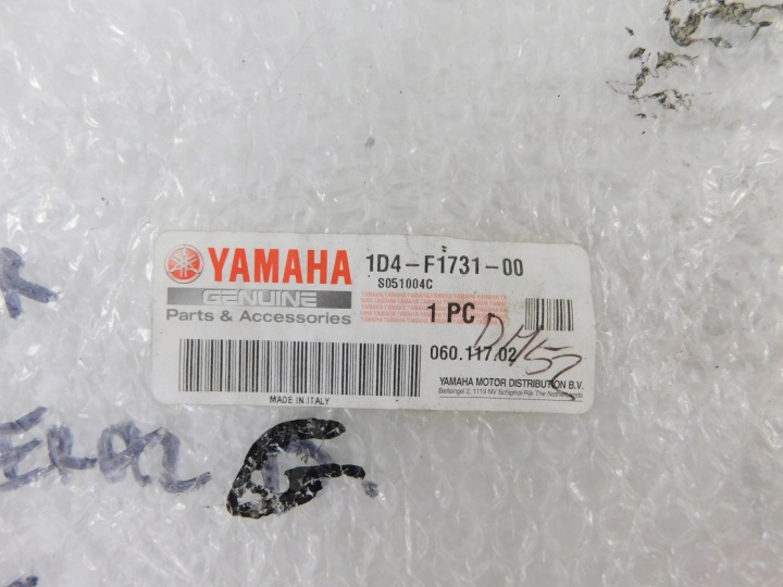 YAMAHA DT 50 CÔTÉ COLLECTEUR REMPLISSAGE DROIT