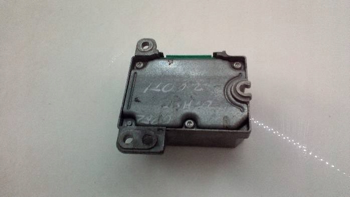 MODULE CAPTEUR AIRBAG OPEL ZAFIRA A 90582536