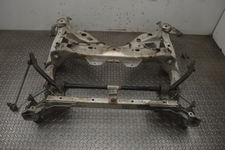BMW 5 F10 F11 2016 CHÂSSIS AUXILIAIRE AVANT