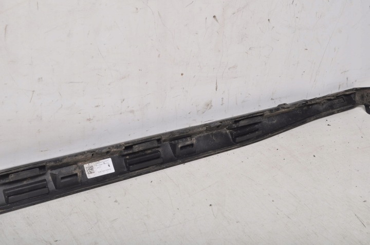 VOLKSWAGEN GOLF VIII R-LINE REVÊTEMENT SEUIL DROITE 5H0853856 5H0853288A