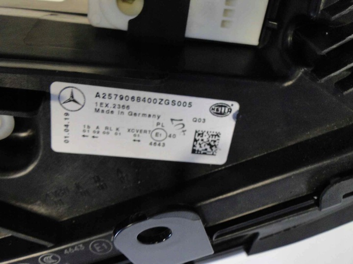 MERCEDES CLS 257 PHARE GAUCHE DROITE MULTIBEAM LED