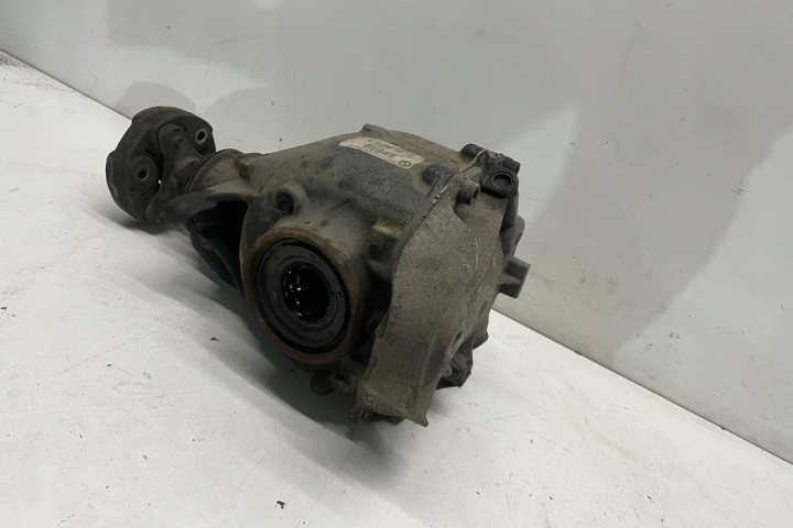 RÉDUCTEUR DE VITESSE ARRIÈRE BMW 3 TOURING (F31) 7544874 3.0L DIESEL 190KW 2012