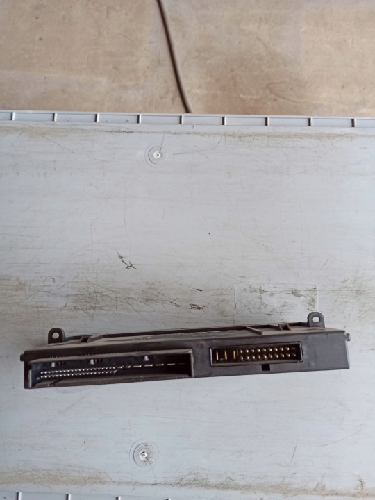 MODULE CONTRÔLEUR CONFORT BMW E87 E81 9229878