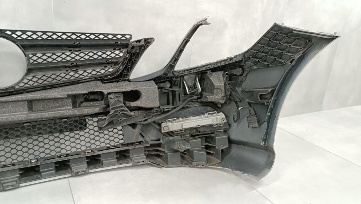 PARE-CHOCS AVANT AVANT MERCEDES E-KLASA COUPÉ 207 AMG 09-12 COMPLET