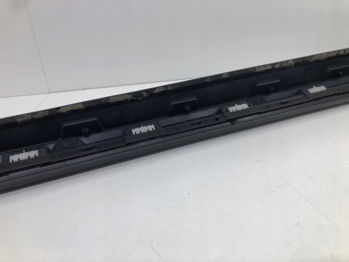 AUDI RS3 8Y REVÊTEMENT MOULURE SEUIL GAUCHE KOLOR-LY9T 8Y0853855A