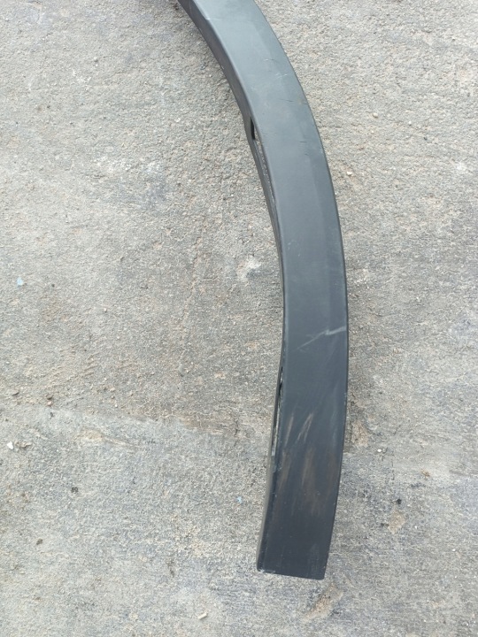 MOULURE AVANT DROITE TESLA Y JUNIPER AVANT DROIT 2025 1937599-00-C