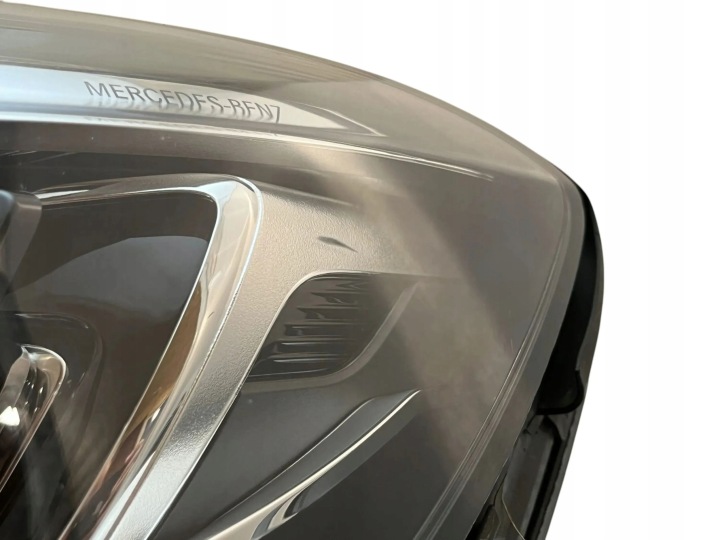 MERCEDES-BENZ AVEC W222 2017 GAUCHE CÔTÉ PHARE AVANT
