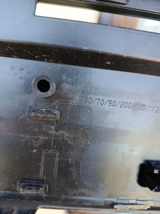 PARE-CHOCS AVANT AVANT GRILLE LAVE-GLACE PDC TOYOTA CAMRY VIII COULEUR 218