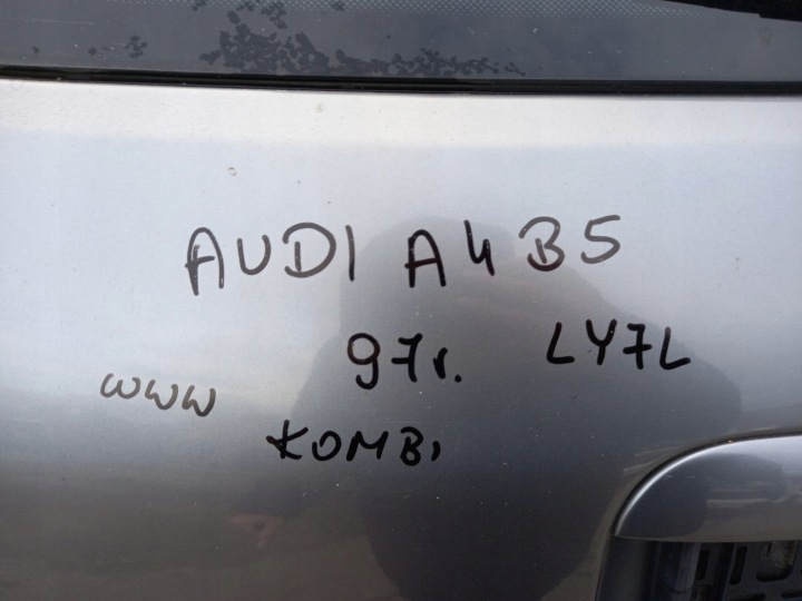 COUVERCLES DE COFFRE ARRIÈRE AUDI A4 B5 1997R UNIVERSEL LY7L