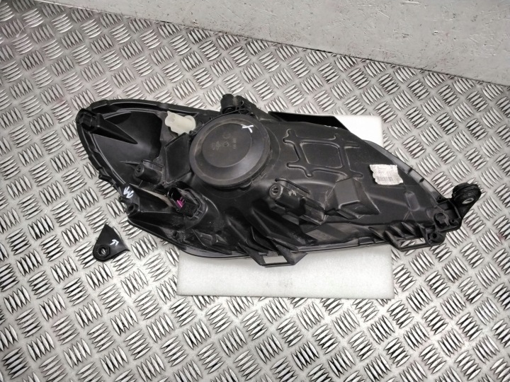 PROJECTEUR AVANT CÔTÉ GAUCHE SKODA FABIA MK2 (5J) 5J1941016