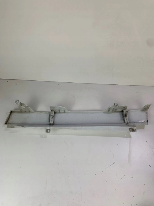 MOULURE PORTES GAUCHE MERCEDES ACTROS MP4