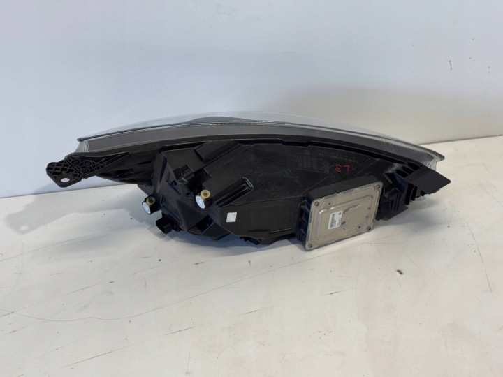 FORD FOCUS MK4 PHARE GAUCHE AVANT AVANT COMPLET LED JX7B13E017AJ