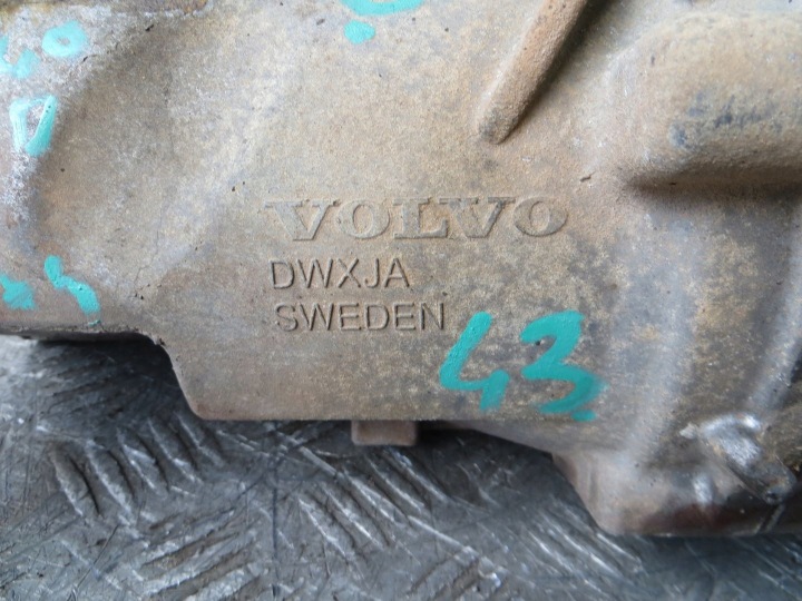 VOLVO XC60 2.4 PONT AVANT 31256684 08-13
