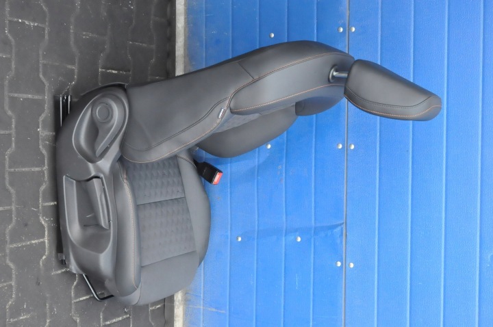 MG 3 SIÈGES BANQUETTE ARRIÈRE CARDAN ANGLAIS 24R