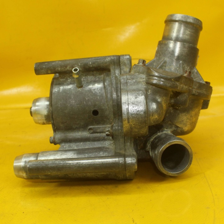 POMPE À EAU AUDI A8 D4 057121011A 4.2 TDI V8 CDS PORSCHE