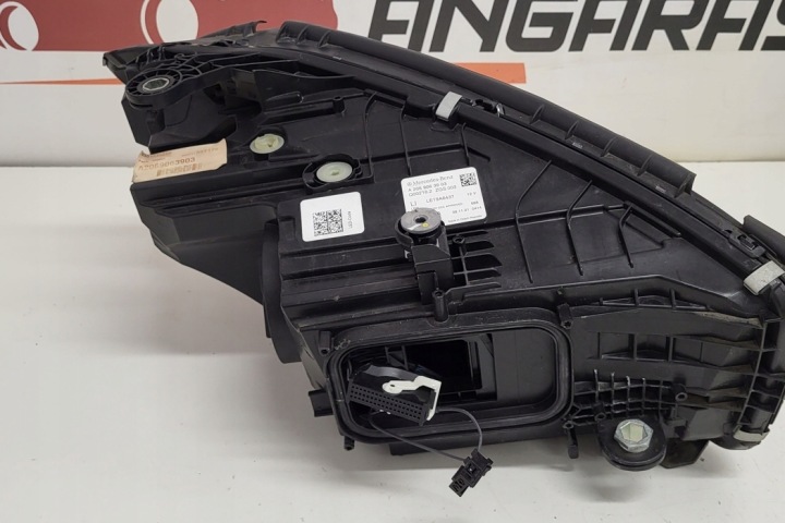 PHARE GAUCHE AVANT MERCEDES-BENZ C (W206) A2069063903 DIESEL 2021
