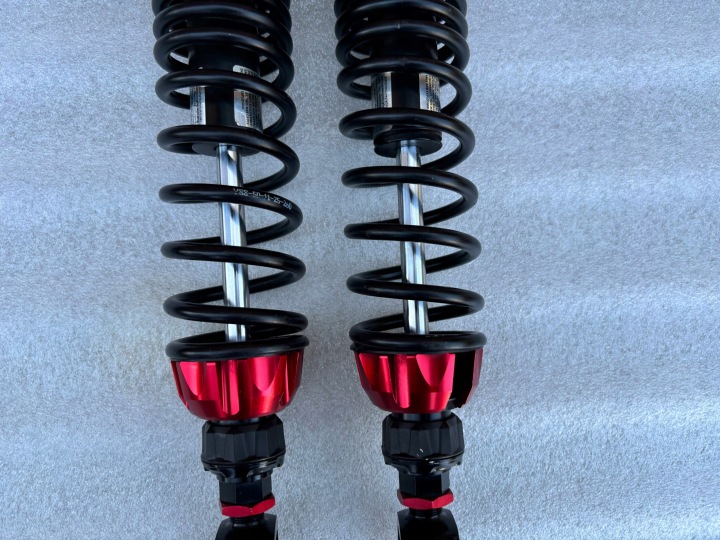 AMORTISSEURS YSS HONDA FORZA 300/350 2018-23 TZ302-430TRL-01-88A