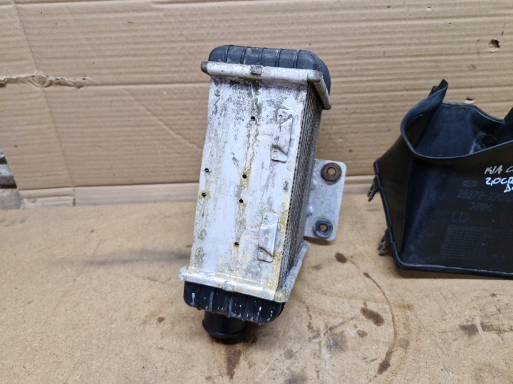 KIA OE 2827027010 RADIATEUR