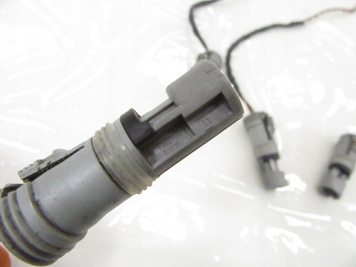 PUCE PUCE CAPTEUR ABS ASC DSC BMW COULEUR GRISE