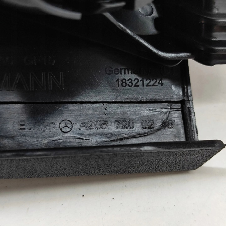 MERCEDES-BENZ C W205 2019 DROITE CÔTÉ HAUT-PARLEUR PORTES AVANT