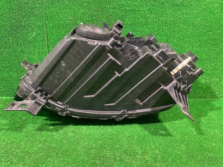 PHARE DROIT AVANT AVANT DACIA DUSTER III 24R- COMPLET LED EUROPE 260107725R
