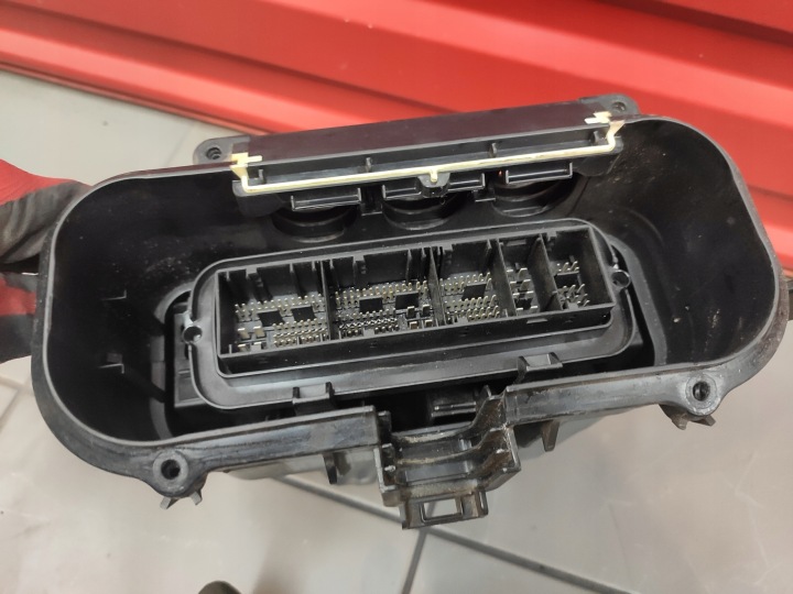 BMW 7 F01 F10 3.0D N57 CONTRÔLEUR MOTEUR ORDINATEUR ECU CHÂSSIS ORIGINAL