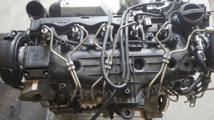 MOTEUR VOLVO XC60 XC70 V60 S60 V70 S80 2.4 D5 D5244T20 105TYS.KM COMPLET