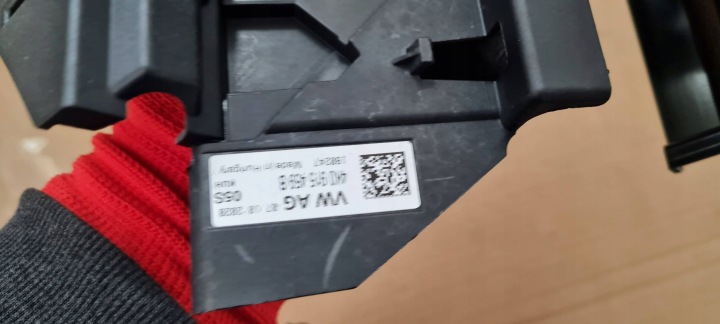 A6 C8 4K DISTRIBUTEUR COURANT SERRE-CÂBLE 4K0915459B A7 4K