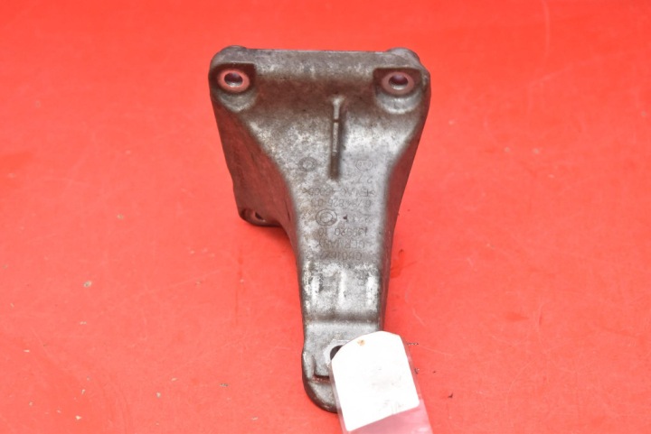 POIGNÉE COUSSIN MOTEUR DROITE 6784826 BMW 4 F36 2.0 D 190 KM 13-17