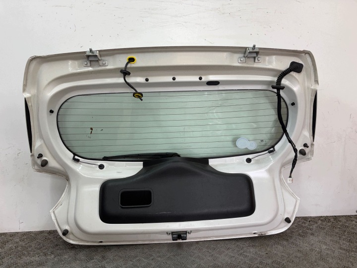 COUVERCLES DE COFFRE ARRIÈRE COUVERCLES DE COFFRE HYUNDAI I10 II 13-