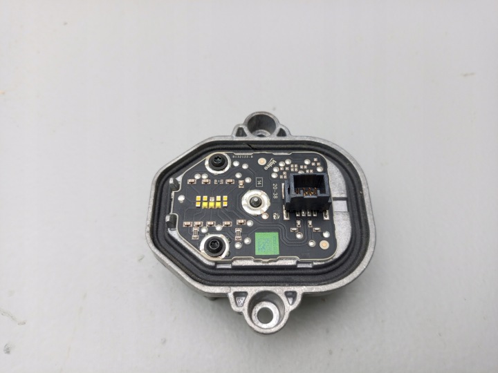 VOLVO V90 S90 II XC90 II 2019- CONVERTISSEUR MODULE LED 26884-2 B132122-B ÷