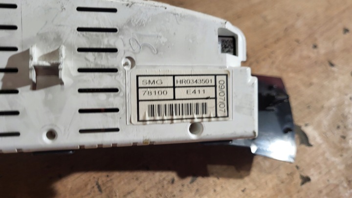 COMPTEUR COMPTEUR DE VITESSE HONDA CIVIC VIII 8 UFO HAYON 5D HR0343501 UK