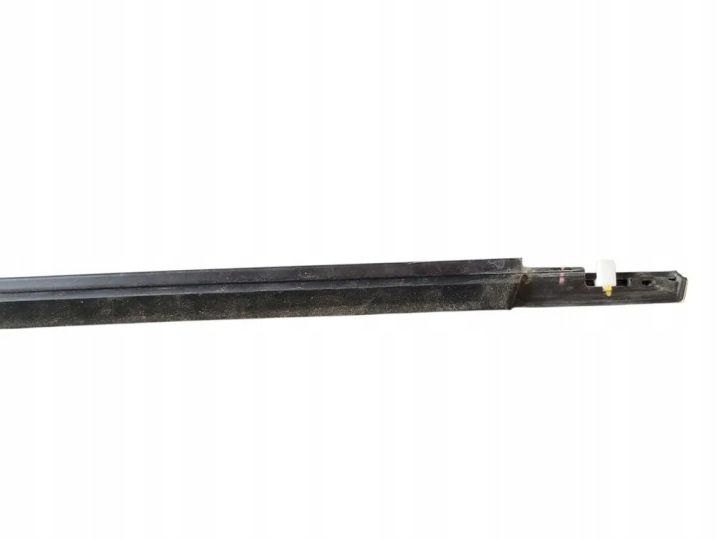 MOULURE RACLOIR ARRIÈRE DROITS PORTES VOLVO S90 31848055 2.0L DIESEL