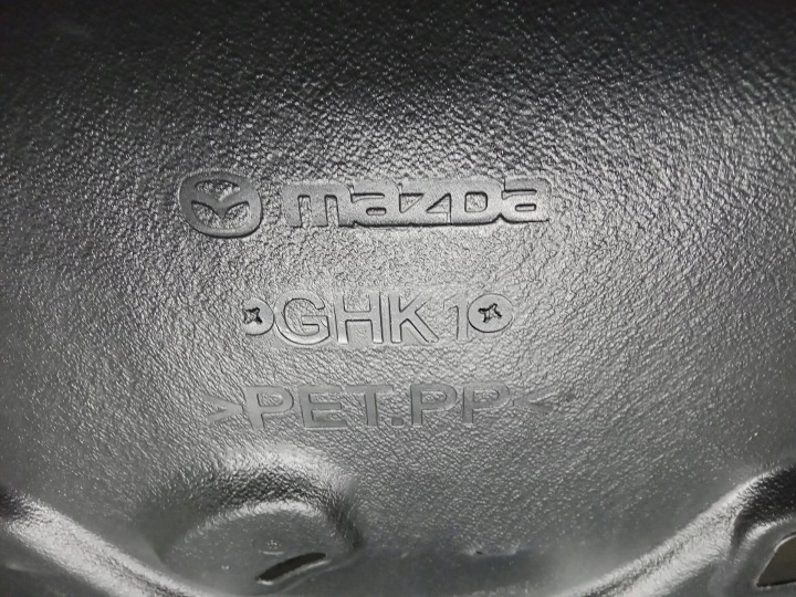 PROTECTION COUVERCLES DE COFFRE ARRIÈRE MAZDA 6 III GJ BERLINE