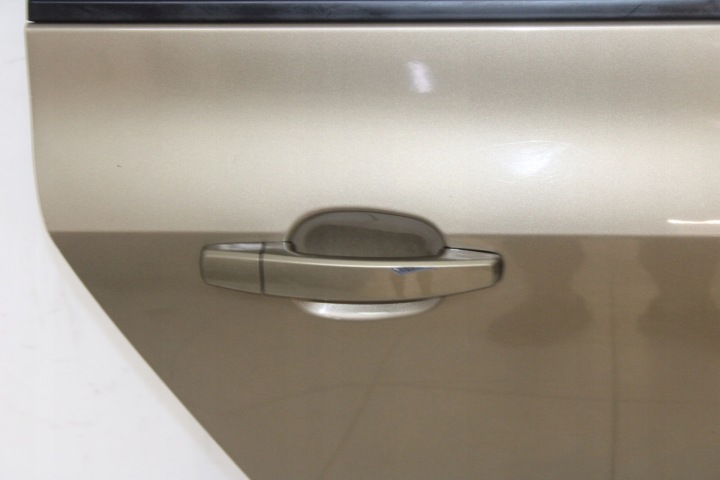 PORTES DROIT ARRIÈRE DROIT ARRIÈRE OPEL ZAFIRA C 2012R- Z41E CODE VERNIS